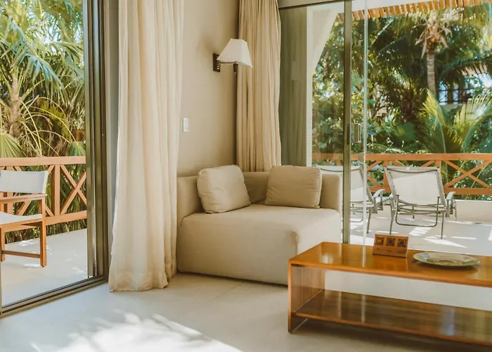 Villa Secret Garden Hideaway Balcheil
