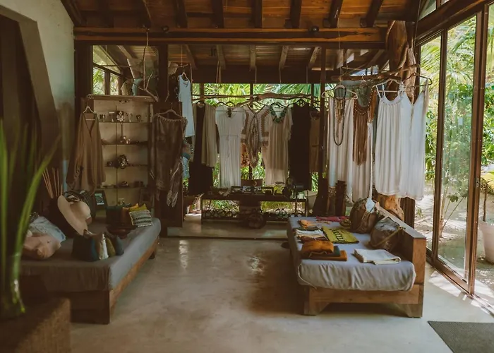 Secret Garden Hideaway *